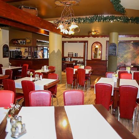 Hotel Silva Ватра-Дорней Экстерьер фото