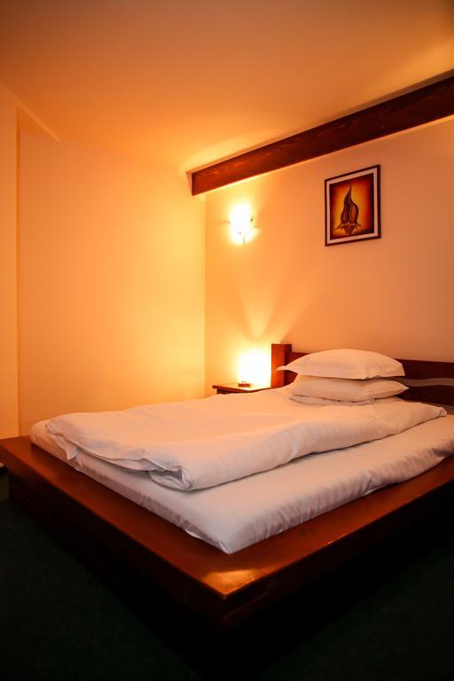Hotel Silva Ватра-Дорней Экстерьер фото